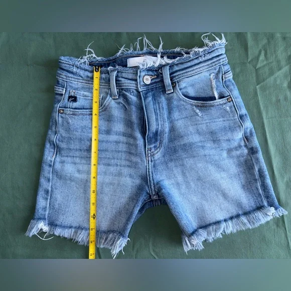KanCan Light Wash Frayed Hem High-Rise Jean Shorts - Picture 6 of 7